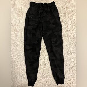 lululemon joggers